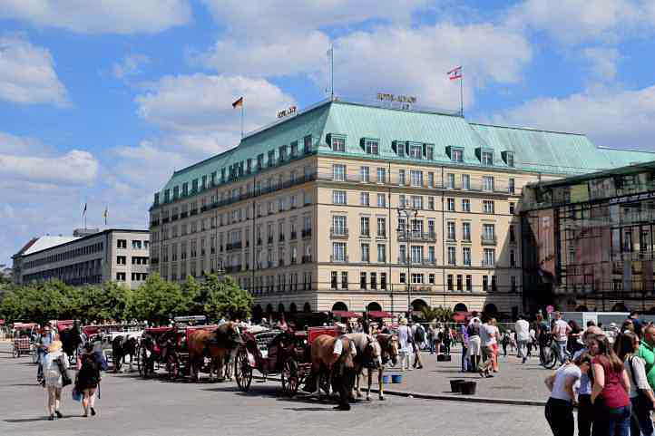 Am Pariser Platz in Berlin - Hotel Adlon