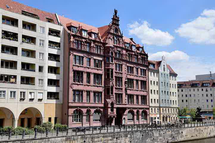 Barockbau Knoblauchhaus in Berlin am Nikolaiviertel