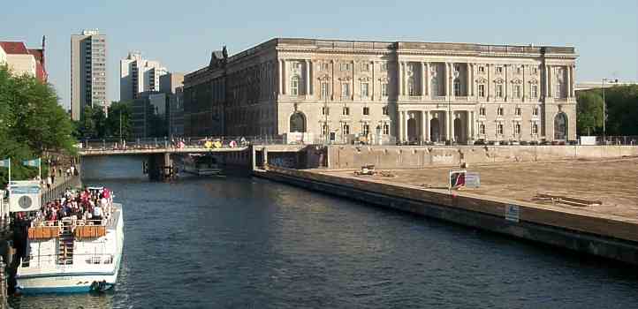 Hochschule fr Musik und Zentral- und Landesbibliothek