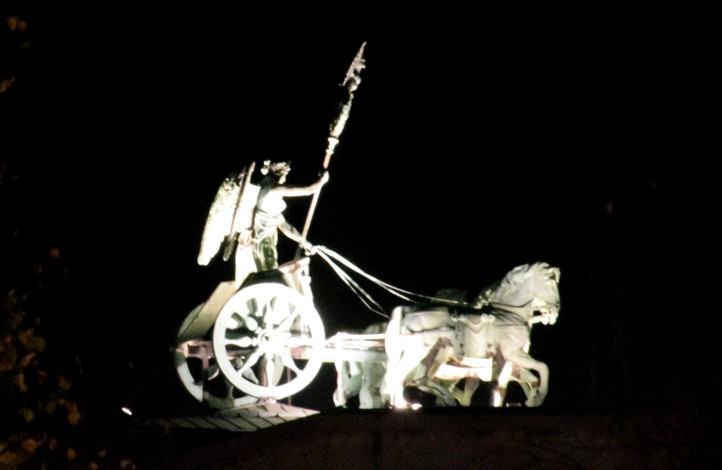 Quadriga - Retourkutsche - Brandenburger Tor in Berlin.