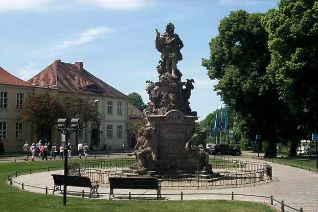 Denkmal Kurfrst Friedrich Wilhelm auf dem Schleusenplatz in Rathenow