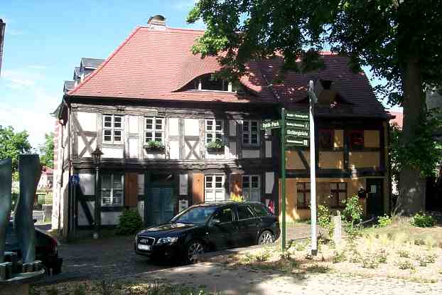 Das alte Ksterhaus am Kirchplatz Nr.6 in Rathenow