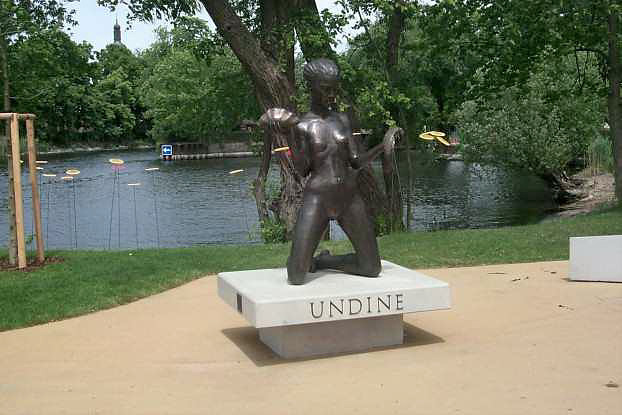 Skulptur Undine auf dem Packhof