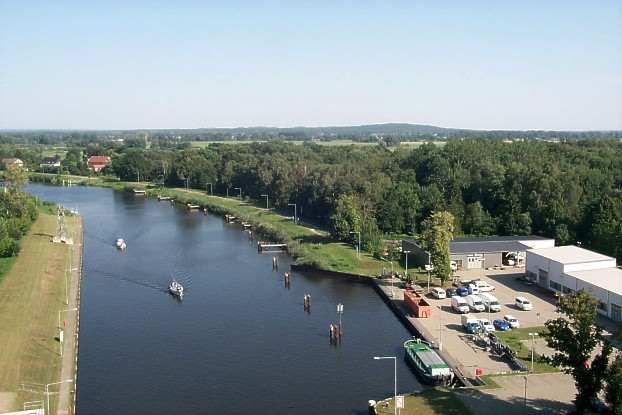 Ausblick Schiffshebewerk Niederfinow ins Havelland