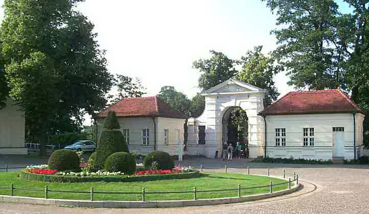 Tor zum Schlosshof Köpenick