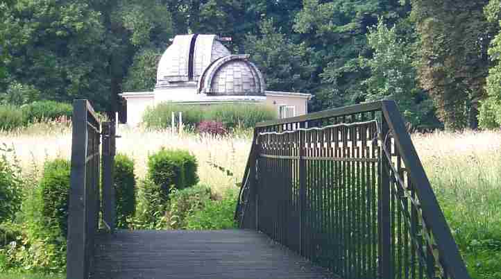 Beobachtungskuppel im Parkgelände der Archenhold-Sternwarte Treptow