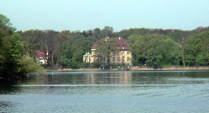 Villa Borsig am Tegeler See in Berlin