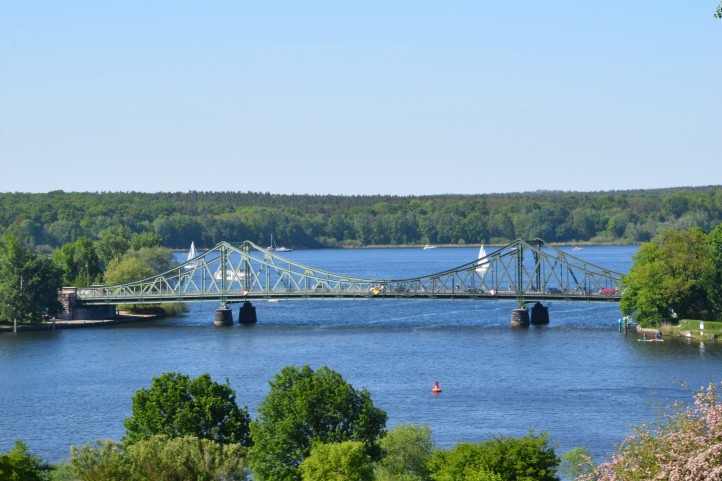 Glienicker Brücke.