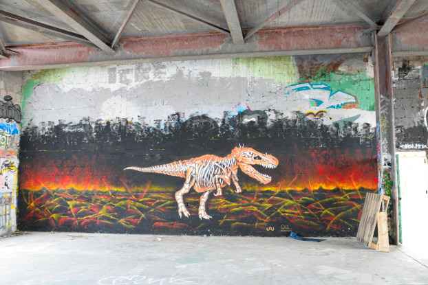 Graffit-Kunst auf den Etagen des ehemaligen Radargebudes