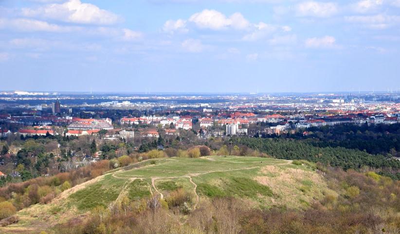 Kleiner Teufelsberg - Drachenfliegerberg - 99 Meter Hhe - Berlin.