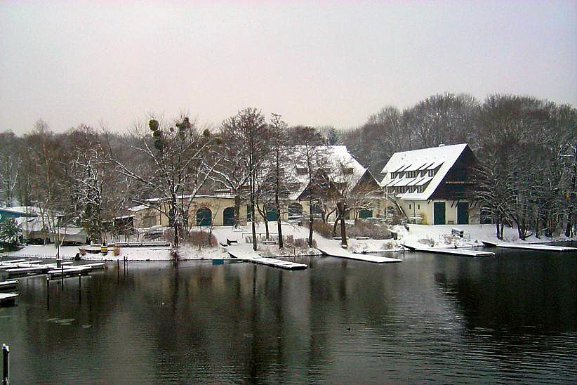 Der Berliner Ruder-Club e. V. (BRC) am Kleinen Wannsee.