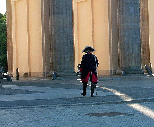 Friedrich der Groe marschiert wieder nach Sansouci.