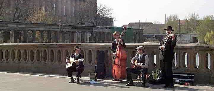 Hot Syncopators auf der Friedrichsbrcke