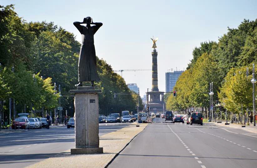 Der Rufer - Strae des 17. Juni - Berlin.