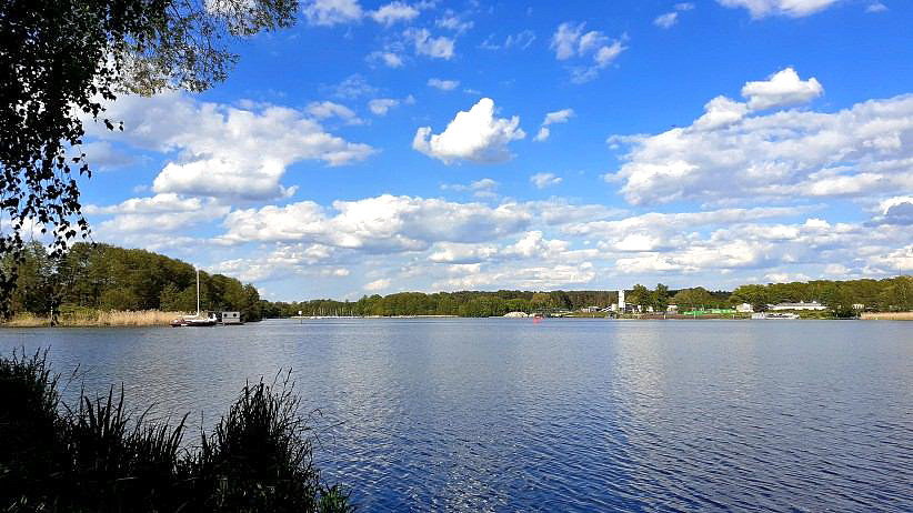 Am Ufer der Dahme in Wildau, Dahme-Spreewald / Brandenburg.