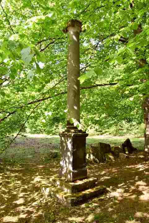 Antike Sule im Schlosspark Glienicke.