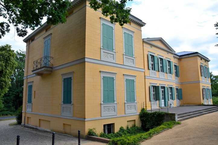 Villa Quandt am Pfingstberg in Potsdam - Parkseite.