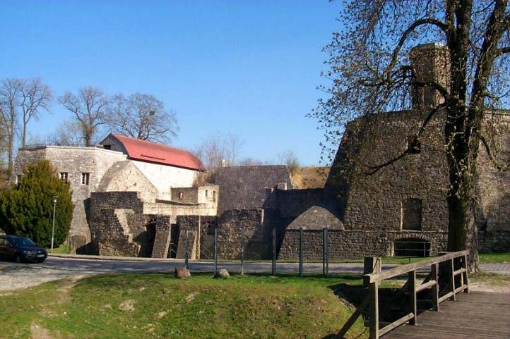 Rumfordofen 1 und 2 mit Bohlenbinderhaus.