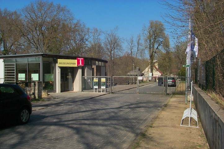 Eingangspavillon vom Rdersdorfer Kalkbergwerk.