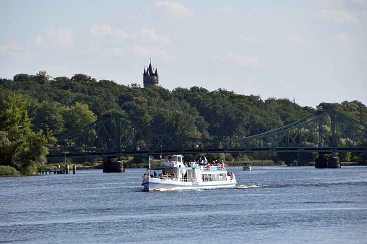 Sacroblick nach Babelsberg.