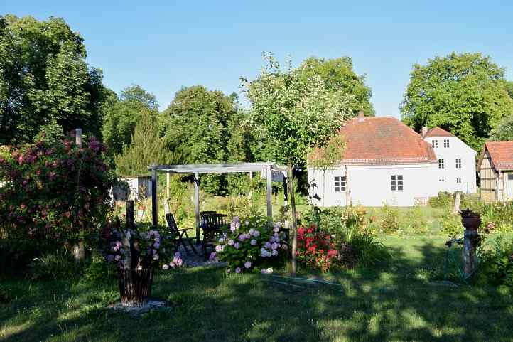 Garten im Wirtschaftshof Sacrow.