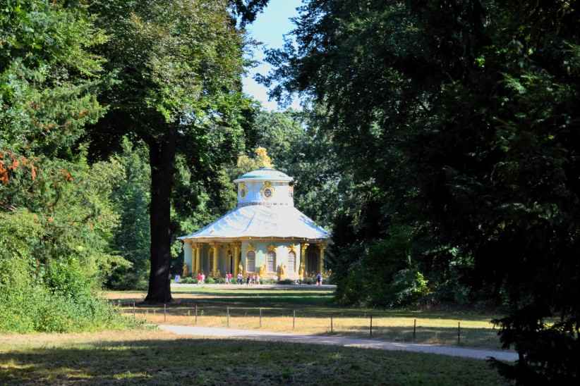 Chinesisches Teehaus im Park Sanssouci.