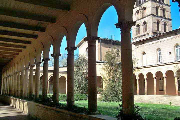 Kreuzgang und Arkadenhof - Friedenskirche in Sanssouci.