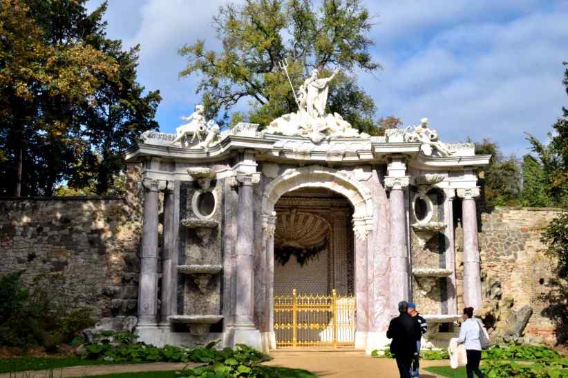 Neptungrotte in Sanssouci.