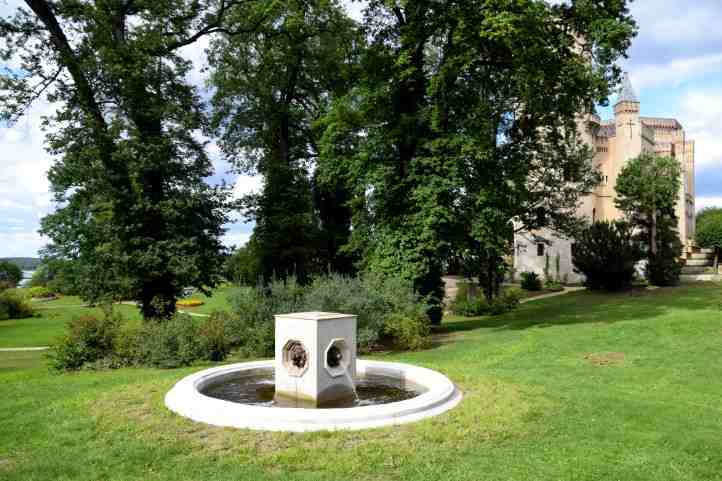 Adlerbrunnen im Park Babelsberg.