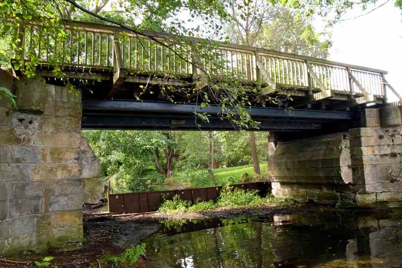 Schwanenbrcke ber dem Hasengraben in Potsdam.