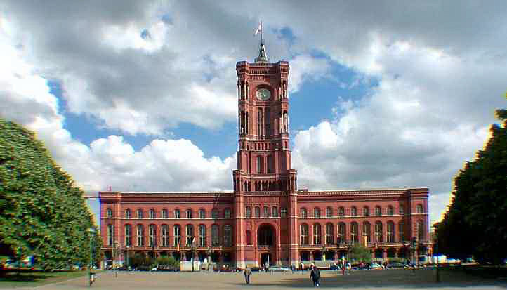 Berliner Rathaus (Rotes Rathaus) in Berlin-Mitte