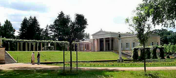 Schloss Charlottenhof im Park von Sanssouci