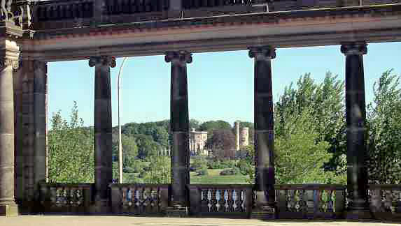 Kolonnadenblick Glienicker Brcke zum Schloss Babelsberg