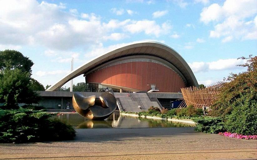 Kongrehalle, Schwangere Auster im Gr0en Tiergarten.