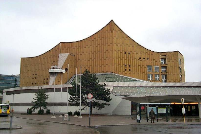 Philharmonie ( Zirkus Karajani ) im Berliner Tiergarten.