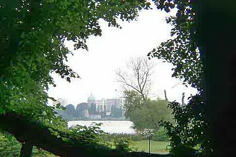 Stibadium -  Blick nach Potsdam